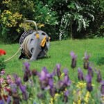 Hozelock 2431H Duvarda ve Yerde 25 m Hortumlu 45 m Kapasiteli Hortum Toplama Sarma Makara Seti